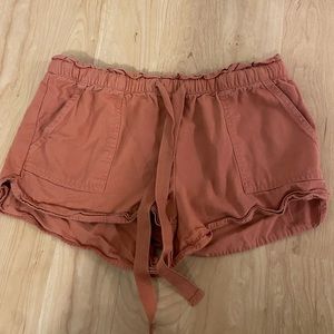 Comfortable rose loft shorts